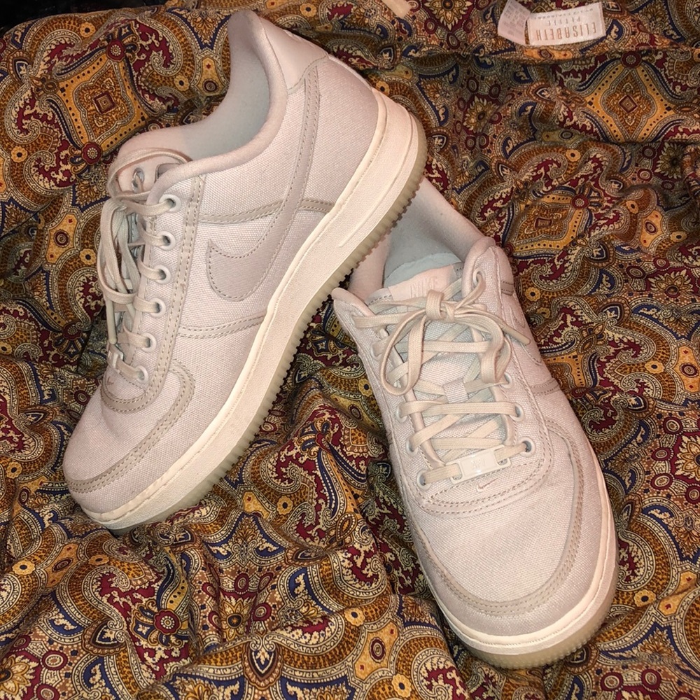 Nike Air Force 1 sneakers